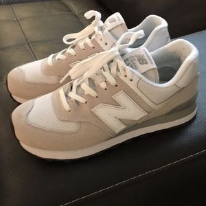 Like new New Balance 574 Classics!!!